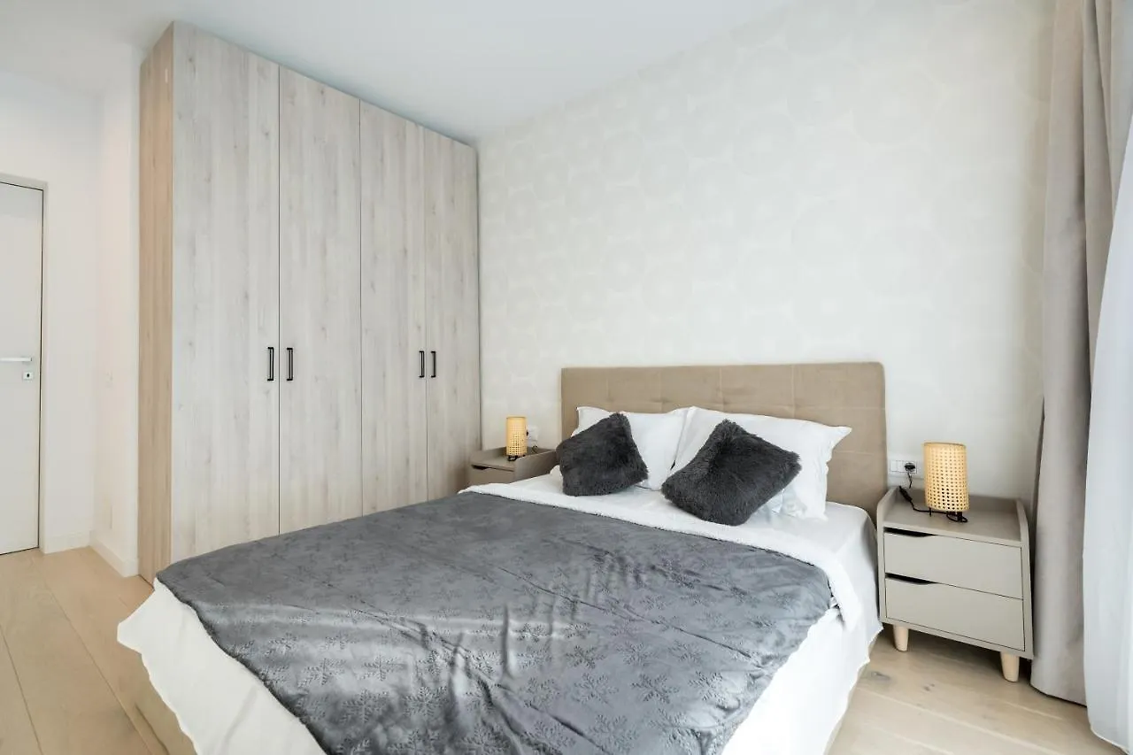 Sunset Cozy Apartment Pipera Business Center Bucharest